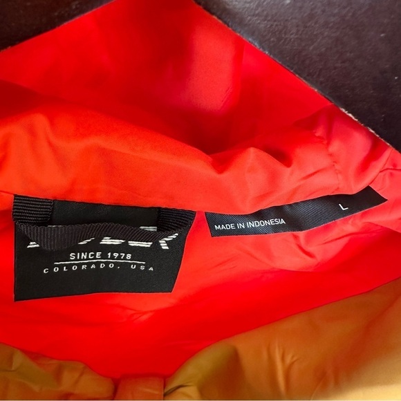 NWT SPYDER Men’s Belford Windbreaker 1/4 Zip Pullover Large Orange/Tan - Picture 6 of 6